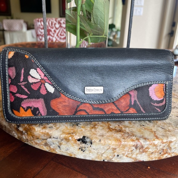 Pineda Covalin Wallet - Picture 1 of 6